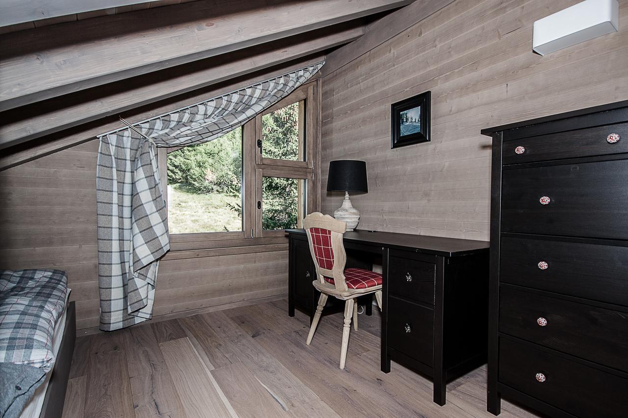 Chalet Kristall Rosswald Exterior photo