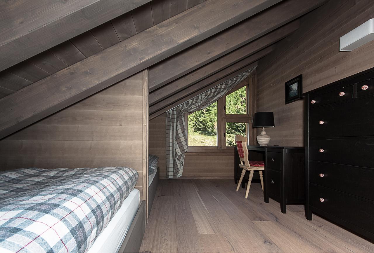 Chalet Kristall Rosswald Exterior photo